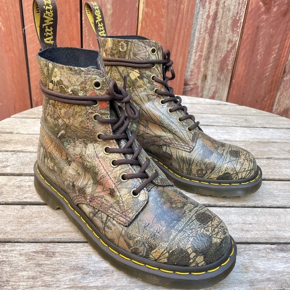 Dr. Martens 1460 Tate Britain Richard Dadd Victorian Boots Women’s